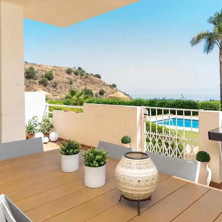 Apartment 2br Ground Floor With Terrace - Bellavista Hills