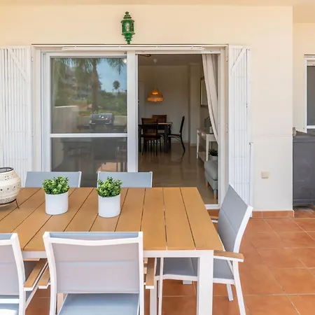 Apartment 2br Ground Floor With Terrace - Bellavista Hills